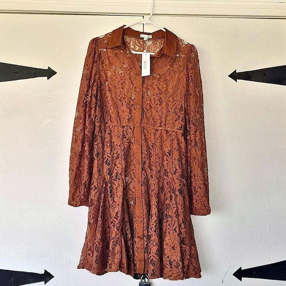 Nwt baltic born stefan lace dress